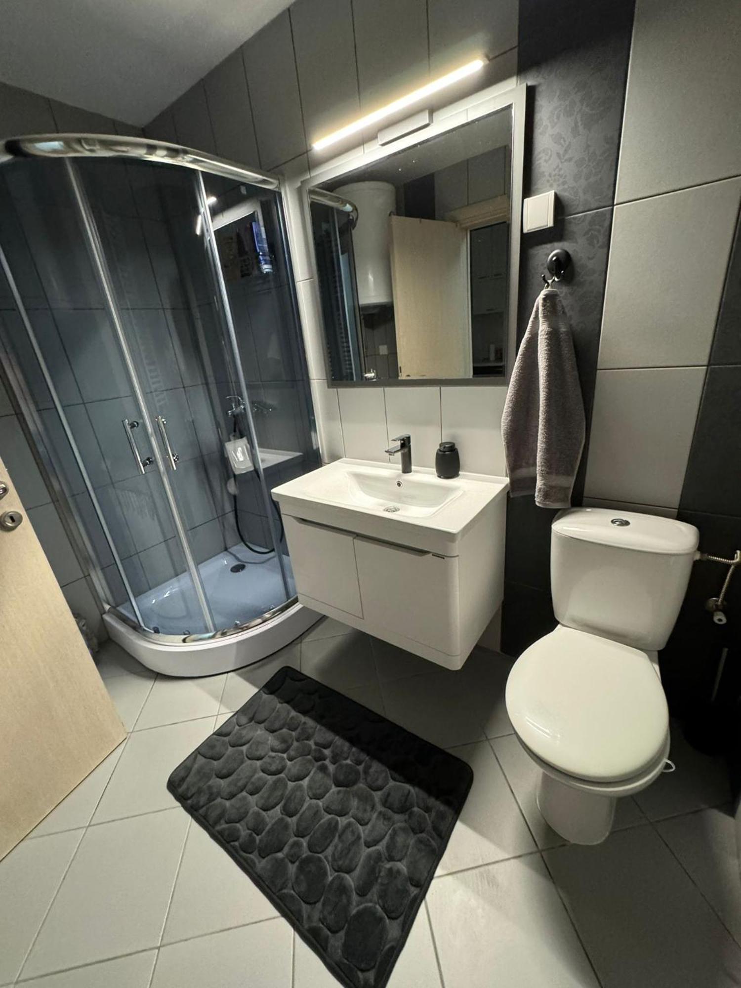 Stan Na Dan Aurora Apartment Pozarevac Luaran gambar