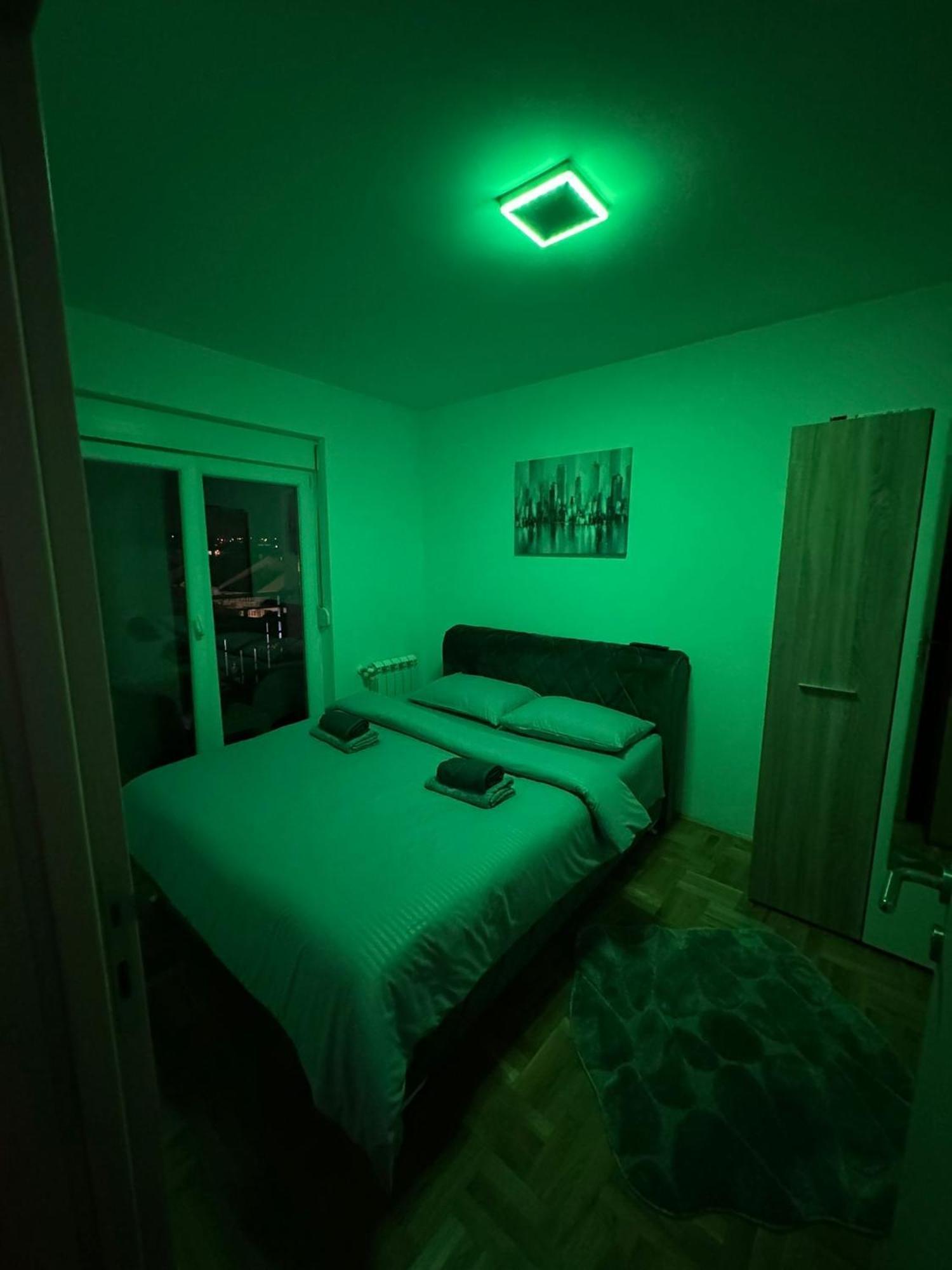 Stan Na Dan Aurora Apartment Pozarevac Luaran gambar