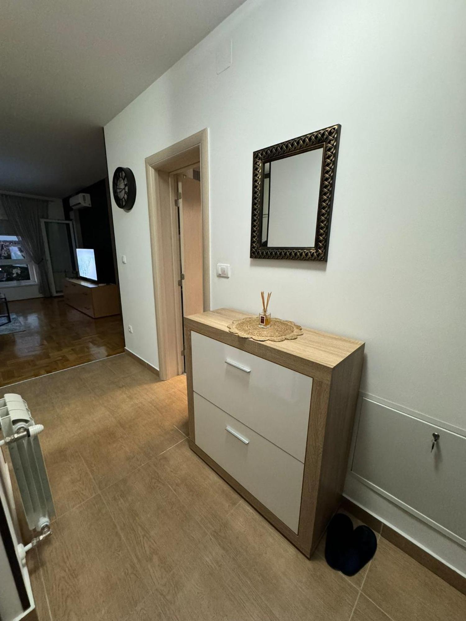 Stan Na Dan Aurora Apartment Pozarevac Luaran gambar