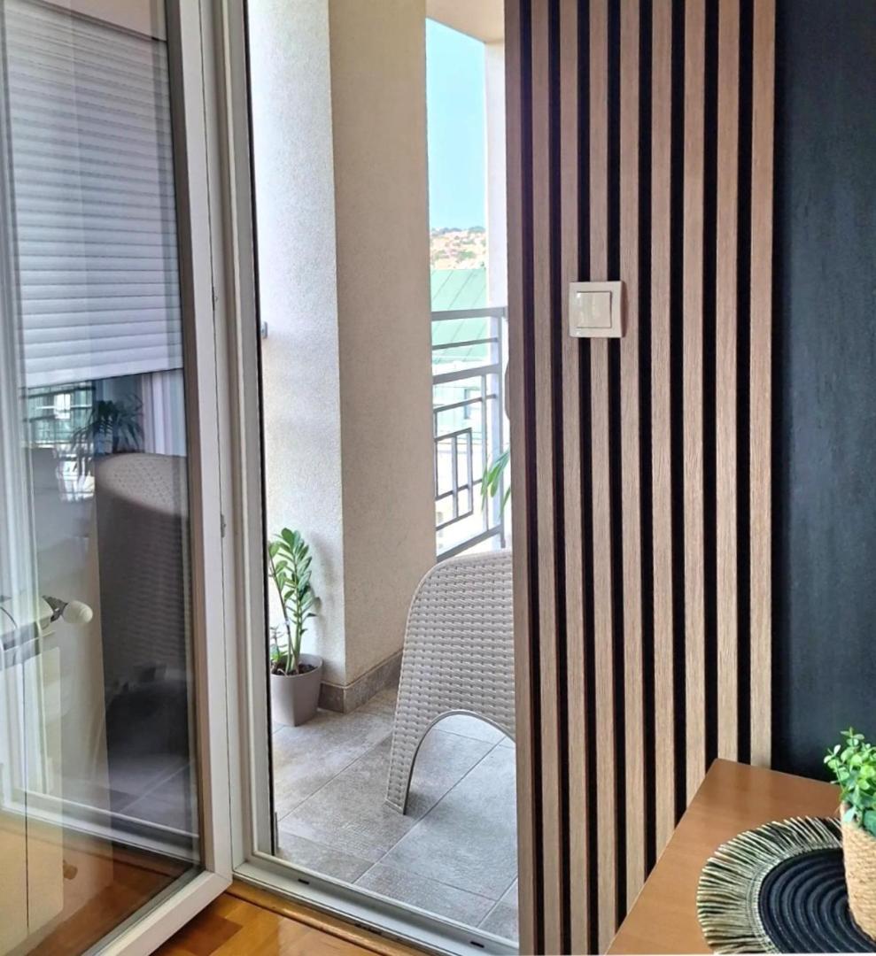 Stan Na Dan Aurora Apartment Pozarevac Luaran gambar